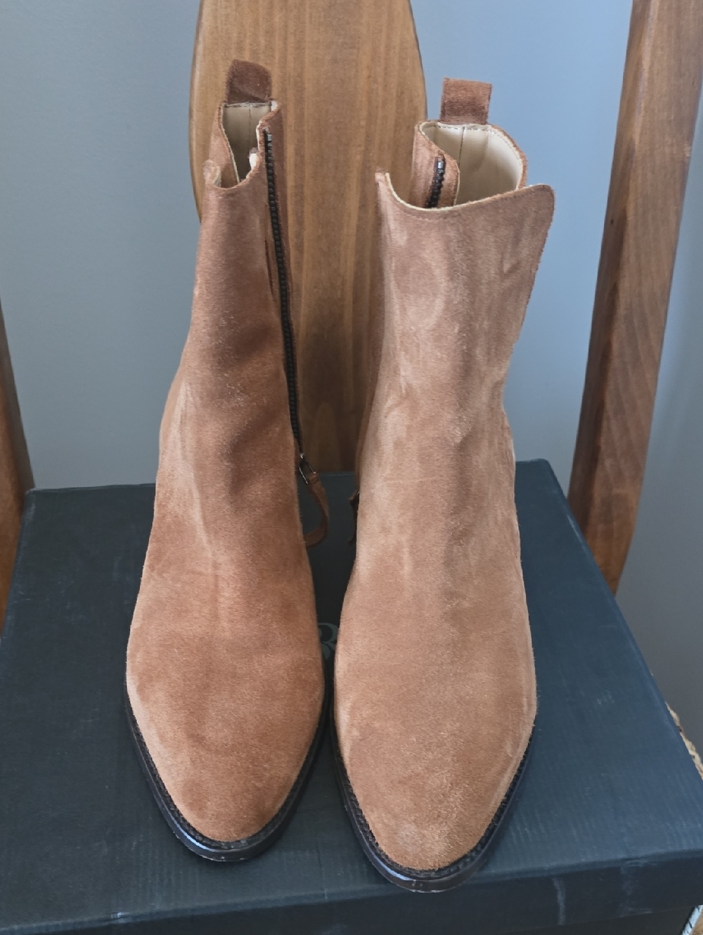 Bannana Republic Suede Side-Zip Ankle Booties in Camel Brown.